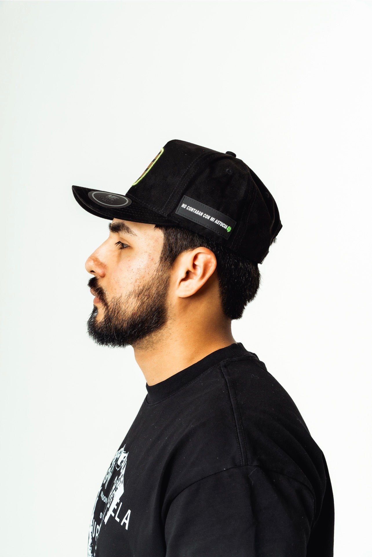 El Barril (Roberto Gómez Bolaños Inspired)