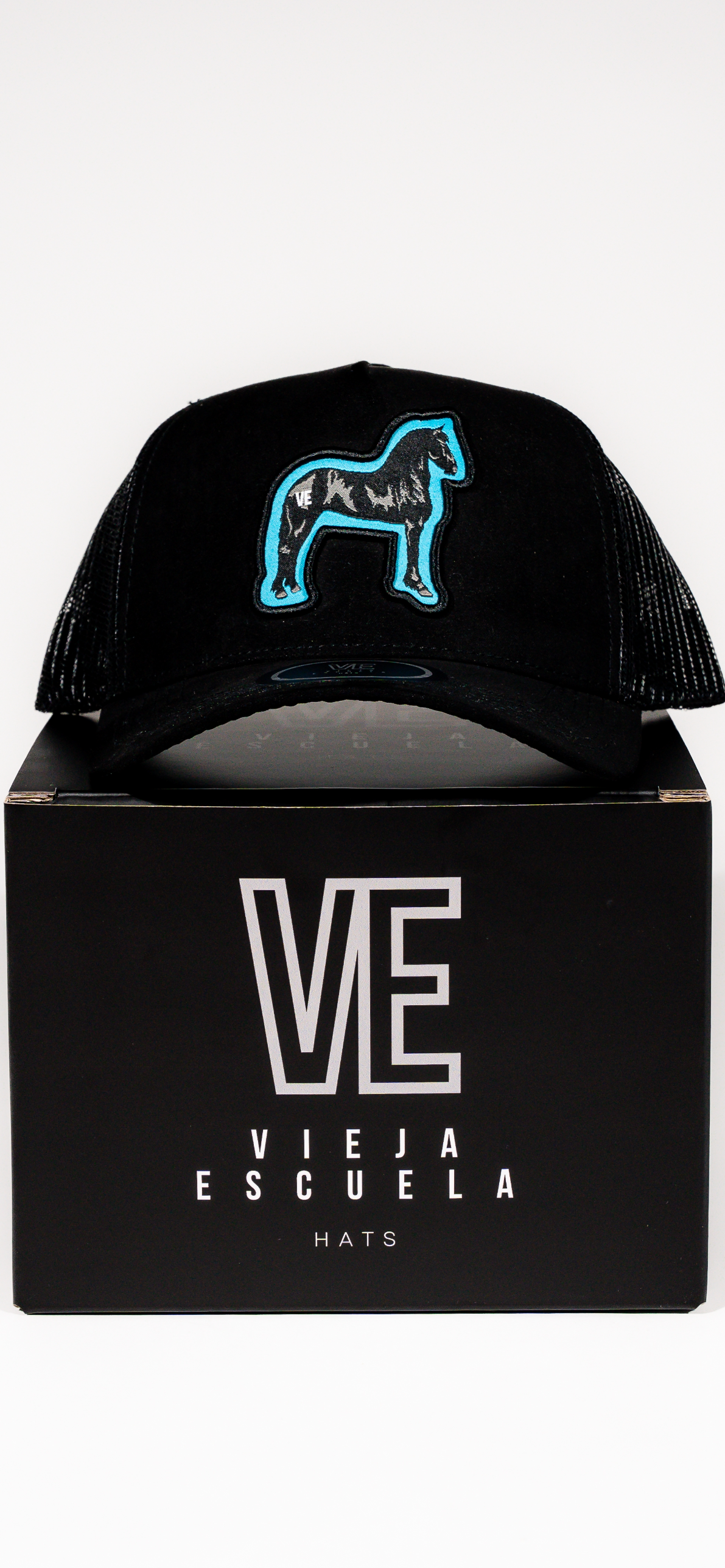 Prieto Satanas (Azul)